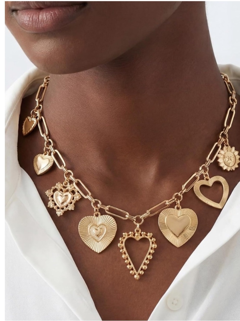 No Aurelia Gold Heart Link Necklace Boutique Elegance